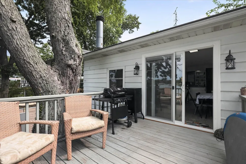 52784 Twin Lakeview Drive Wayne Township, MI 49047