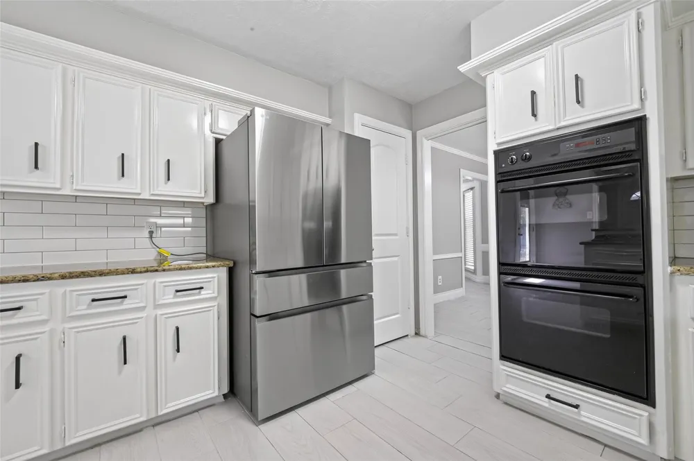 2227 Pine River Drive Houston, TX 77339