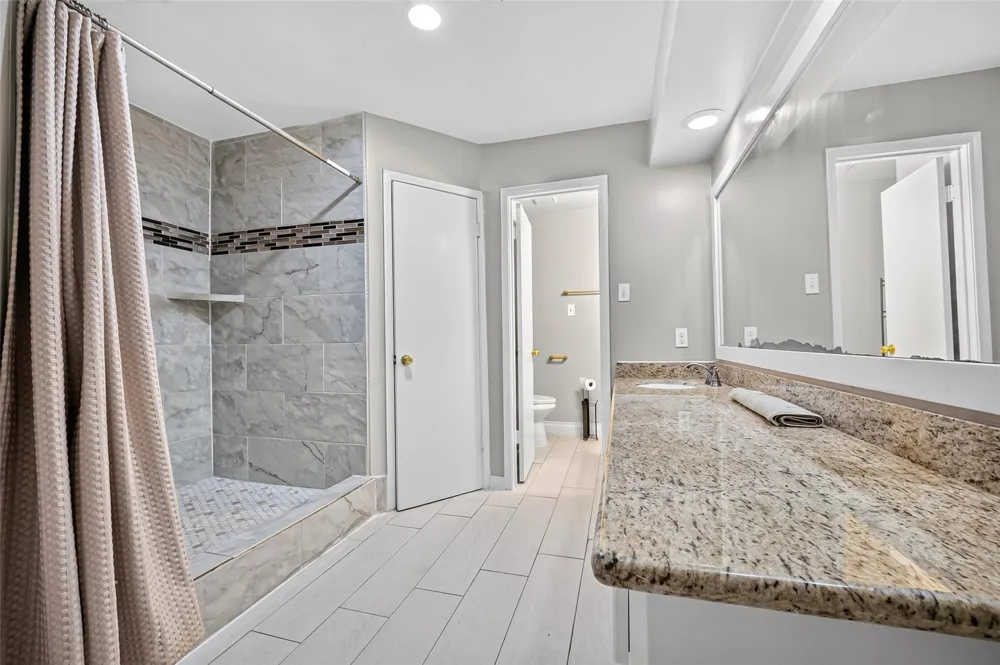 2227 Pine River Drive Houston, TX 77339