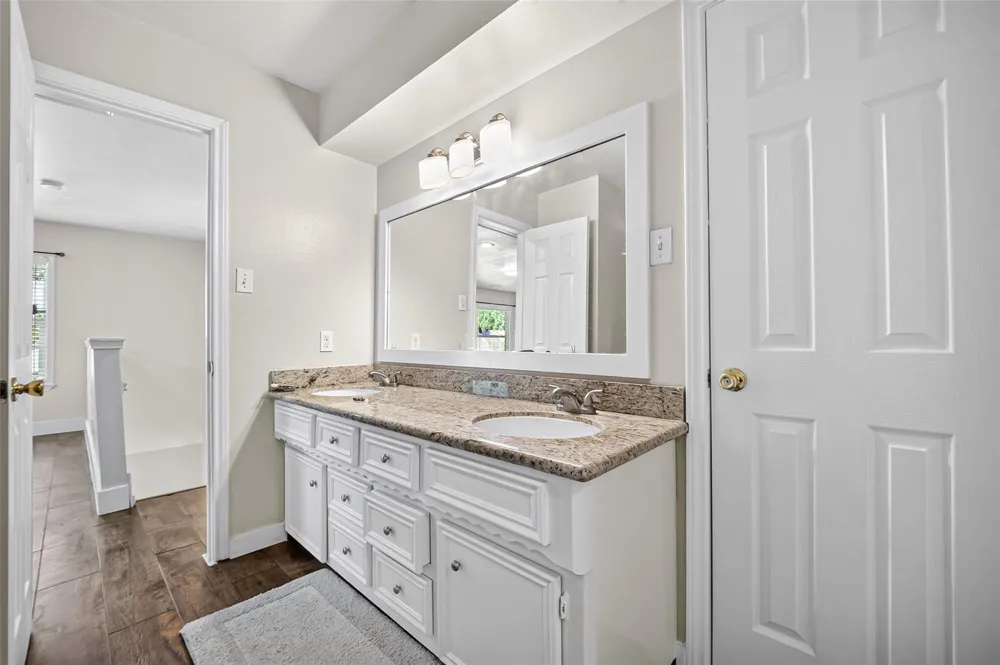 2227 Pine River Drive Houston, TX 77339