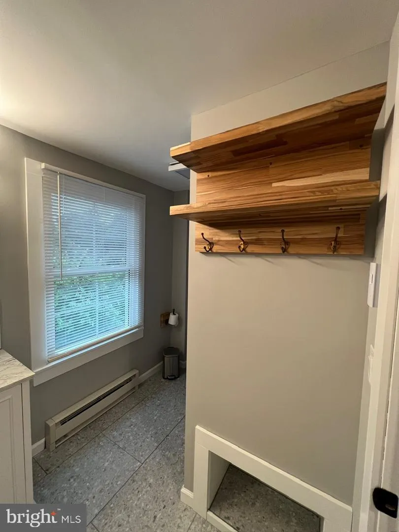 39 BUTTONWOOD STREET #B Mount Holly, NJ 08060