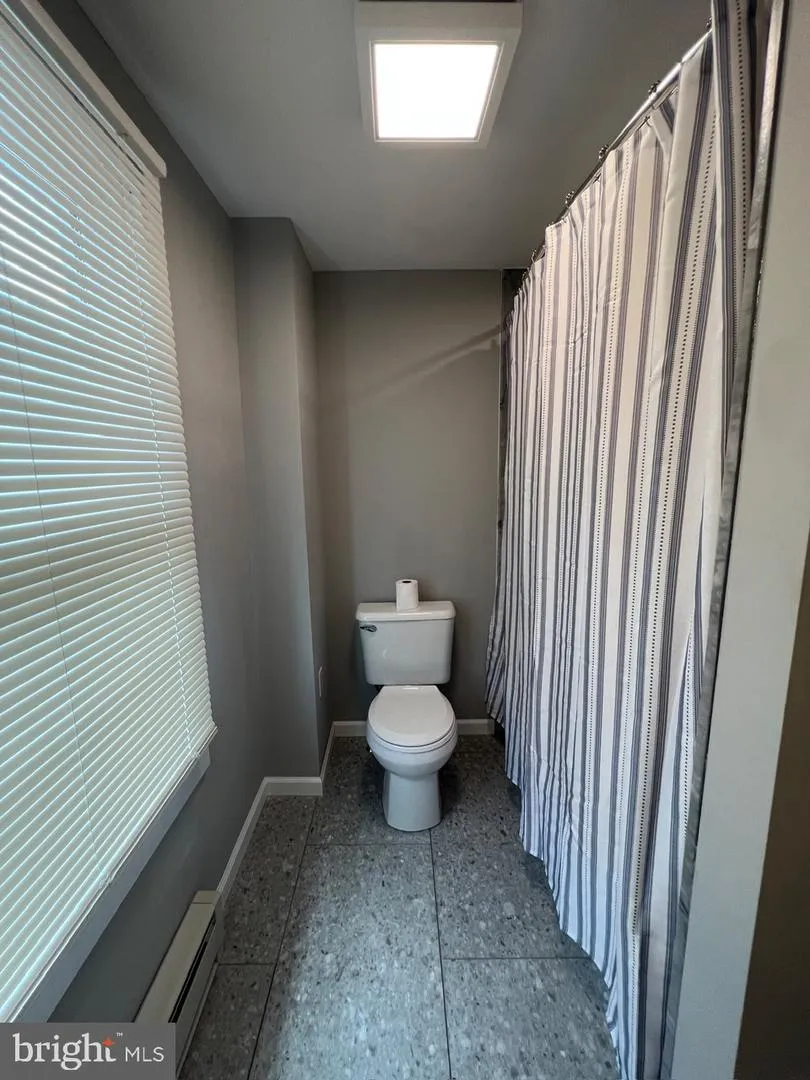 39 BUTTONWOOD STREET #B Mount Holly, NJ 08060