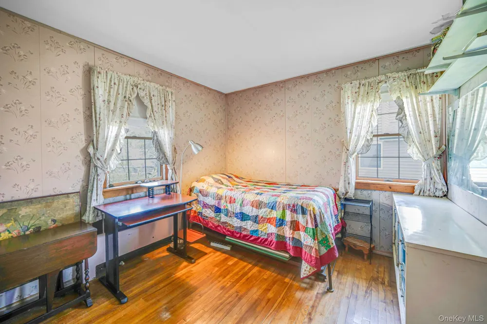 1 Bradish Lane Babylon, NY 11702