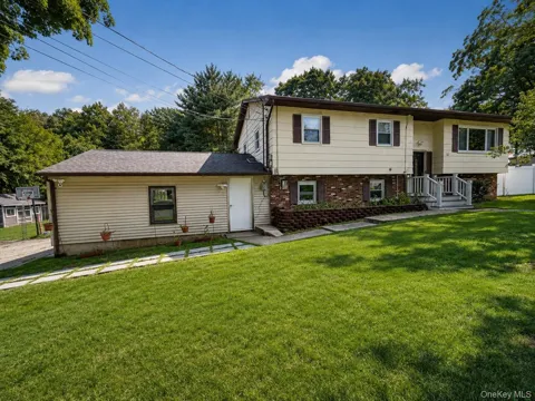 12 Dundee Circle