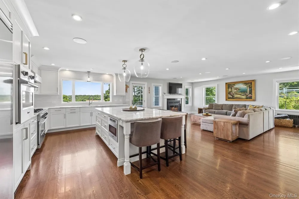 1922 Glenrock Street Yorktown Heights, NY 10598