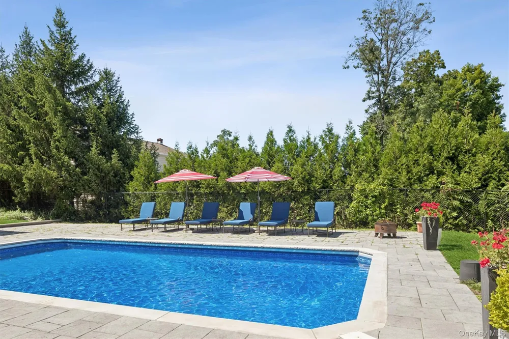 1922 Glenrock Street Yorktown Heights, NY 10598