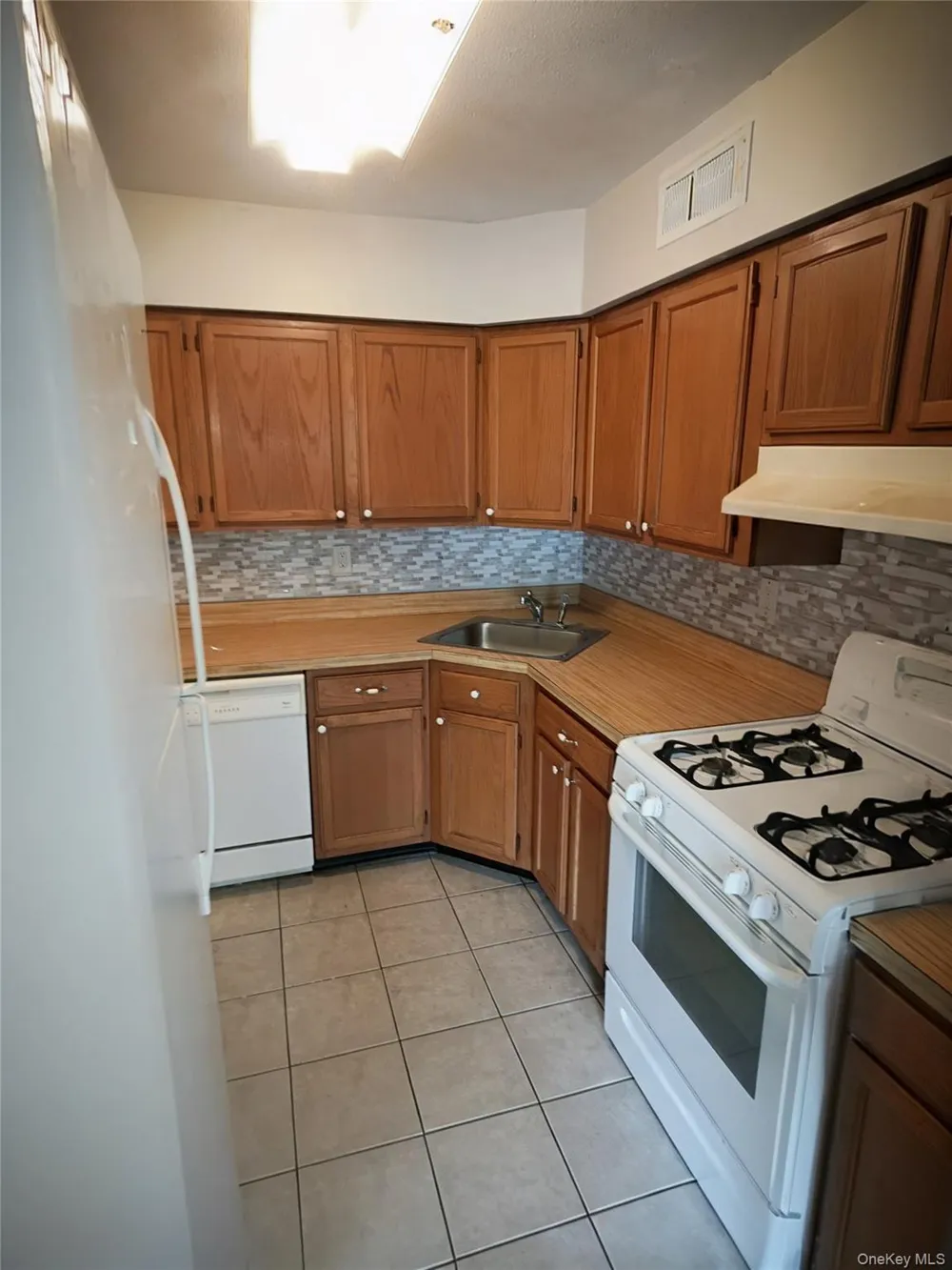 349 Artist Lake Drive Middle Island, NY 11953