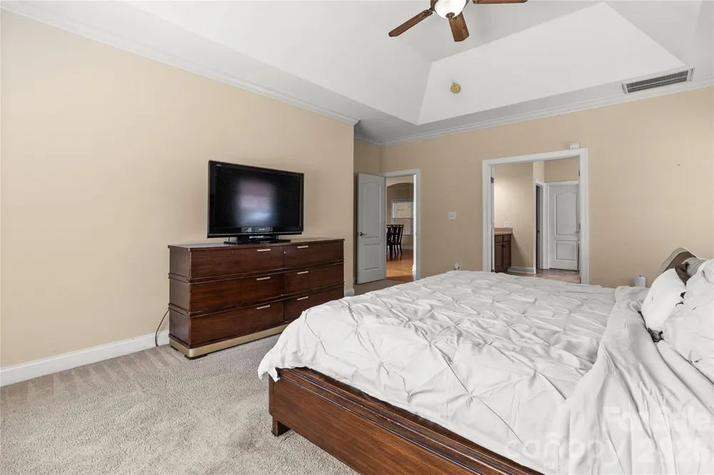 8744 Savannah Road Harrisburg, NC 28075