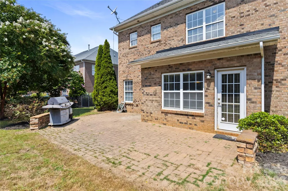 8744 Savannah Road Harrisburg, NC 28075