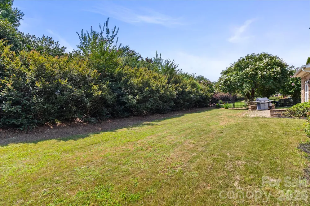 8744 Savannah Road Harrisburg, NC 28075