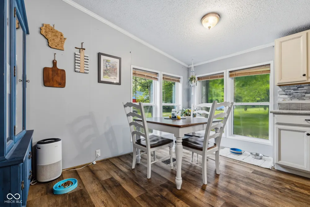 4611 Covered Bridge Road Nashville, IN 47448