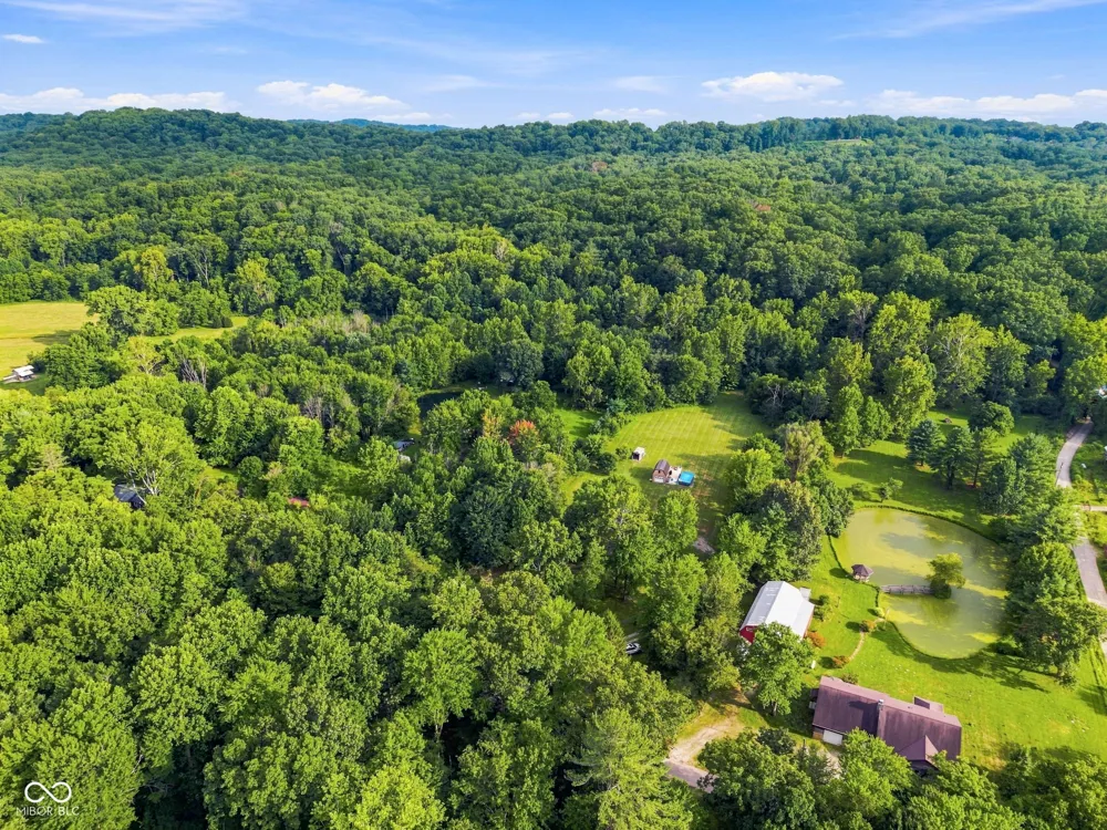 4611 Covered Bridge Road Nashville, IN 47448