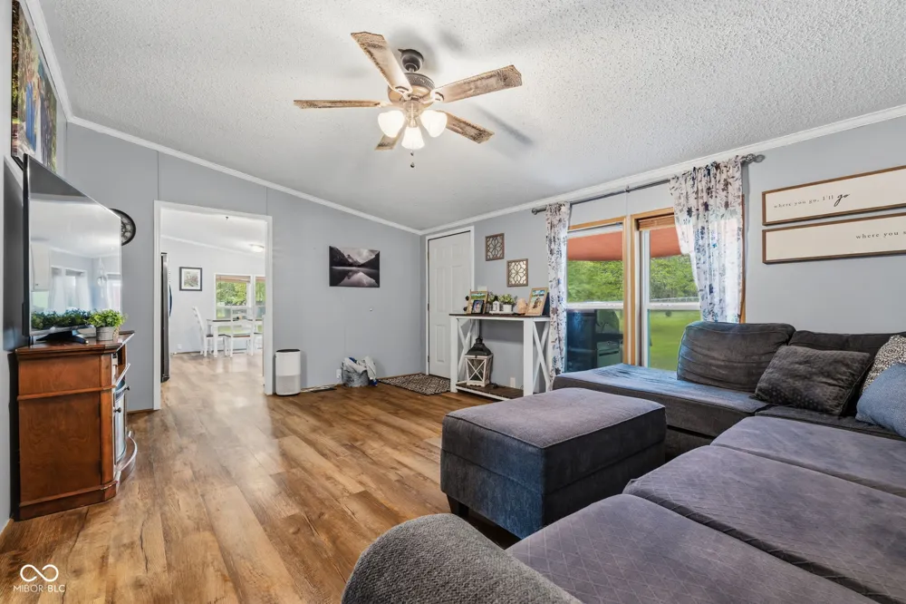 4611 Covered Bridge Road Nashville, IN 47448