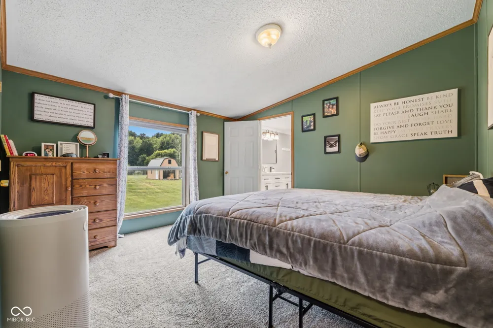 4611 Covered Bridge Road Nashville, IN 47448
