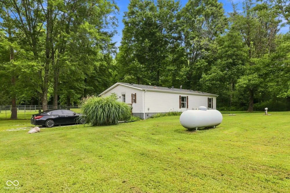4611 Covered Bridge Road Nashville, IN 47448