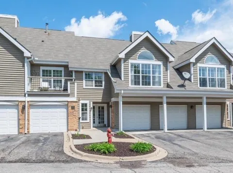 6165 Chasewood Parkway #202