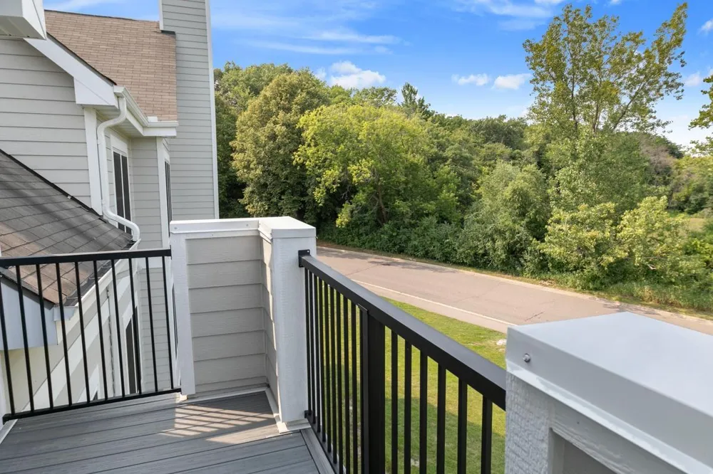 6165 Chasewood Parkway #202 Minnetonka, MN 55343