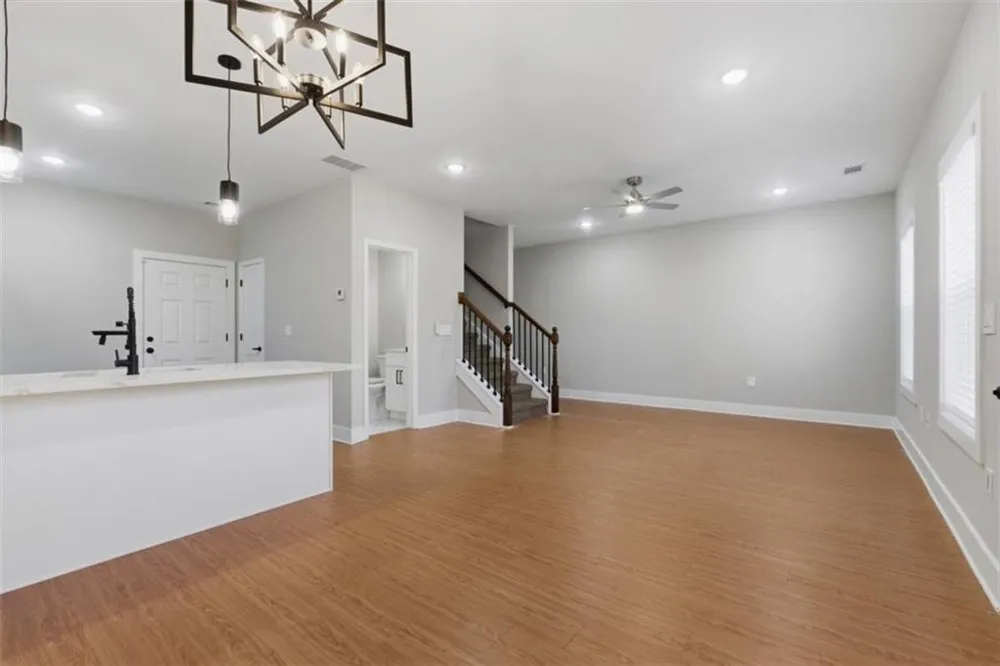 1015 Lyndon Ave Griffin, GA 30223