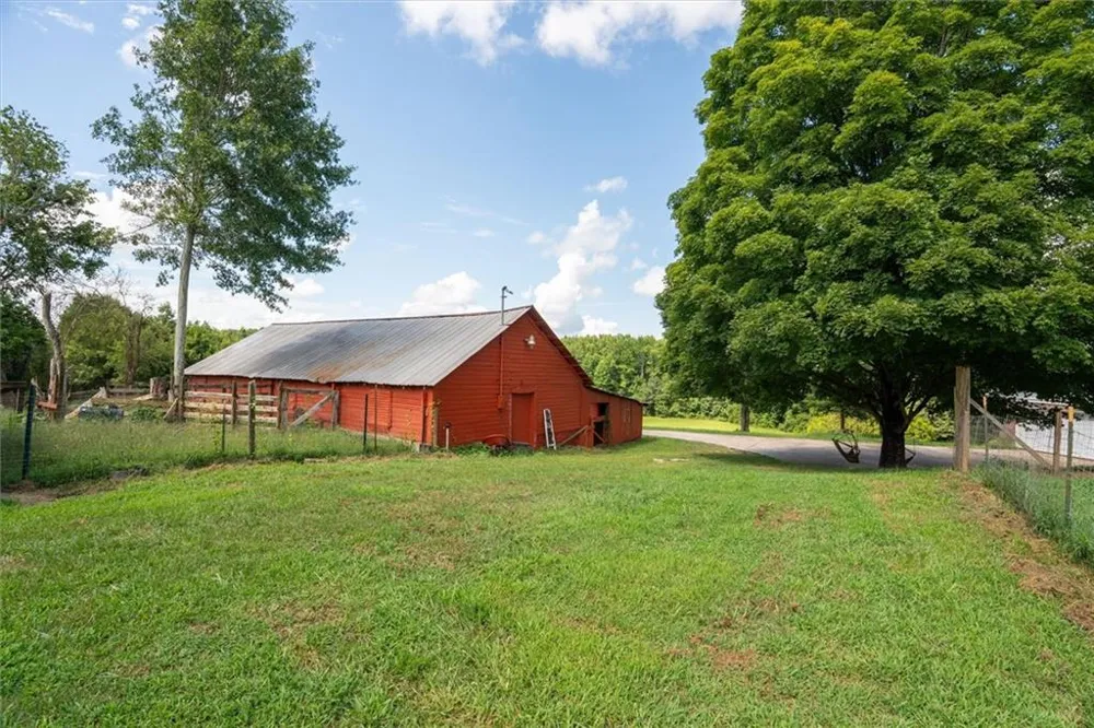 835 Kent Rd Bowdon, GA 30108