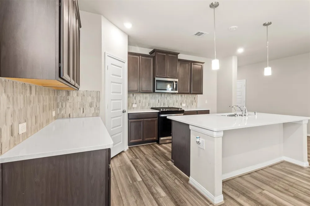 7219 Melrose Lane Rosharon, TX 77583