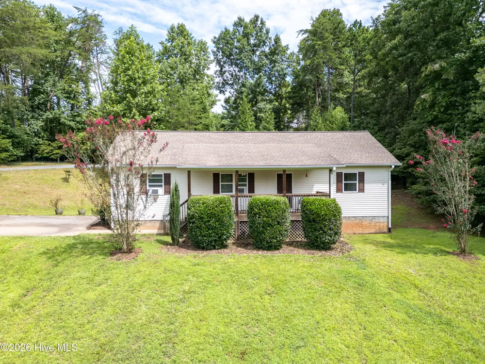 90 Copperhill Church Lane Warne, NC 28909
