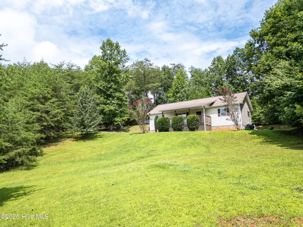 90 Copperhill Church Lane Warne, NC 28909
