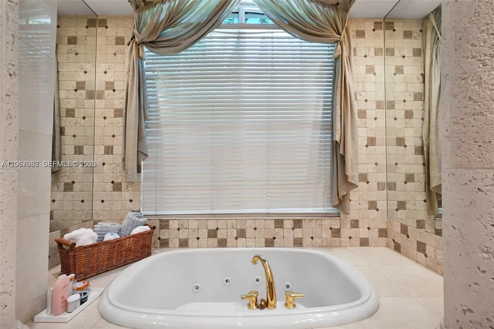 10430 Kestrel St Plantation, FL 33324