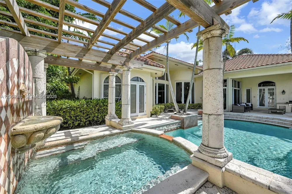 10430 Kestrel St Plantation, FL 33324