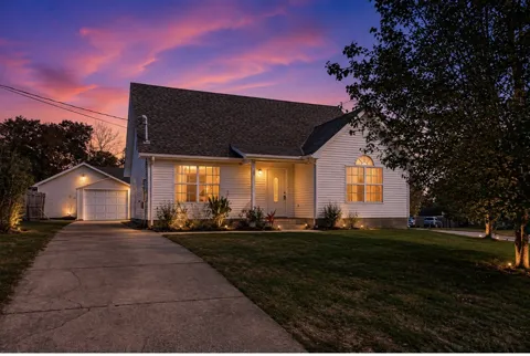 100 Bungalow Ct