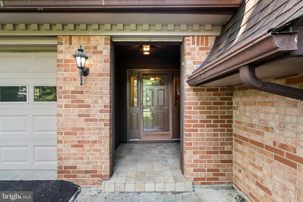 9242 MIMOSA DRIVE La Plata, MD 20646