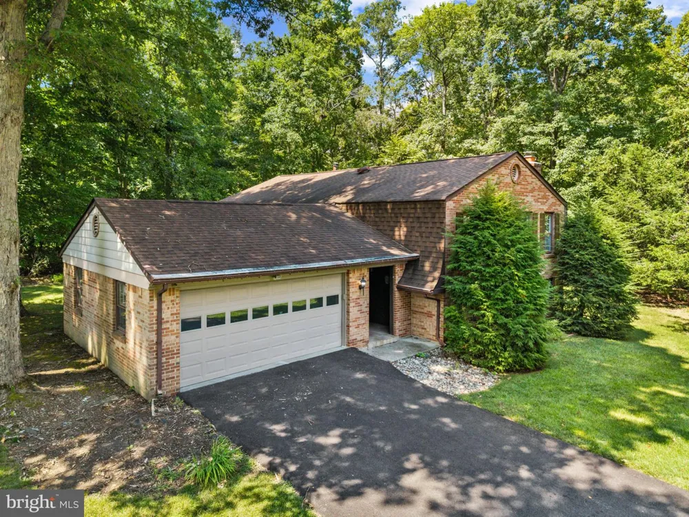 9242 MIMOSA DRIVE La Plata, MD 20646