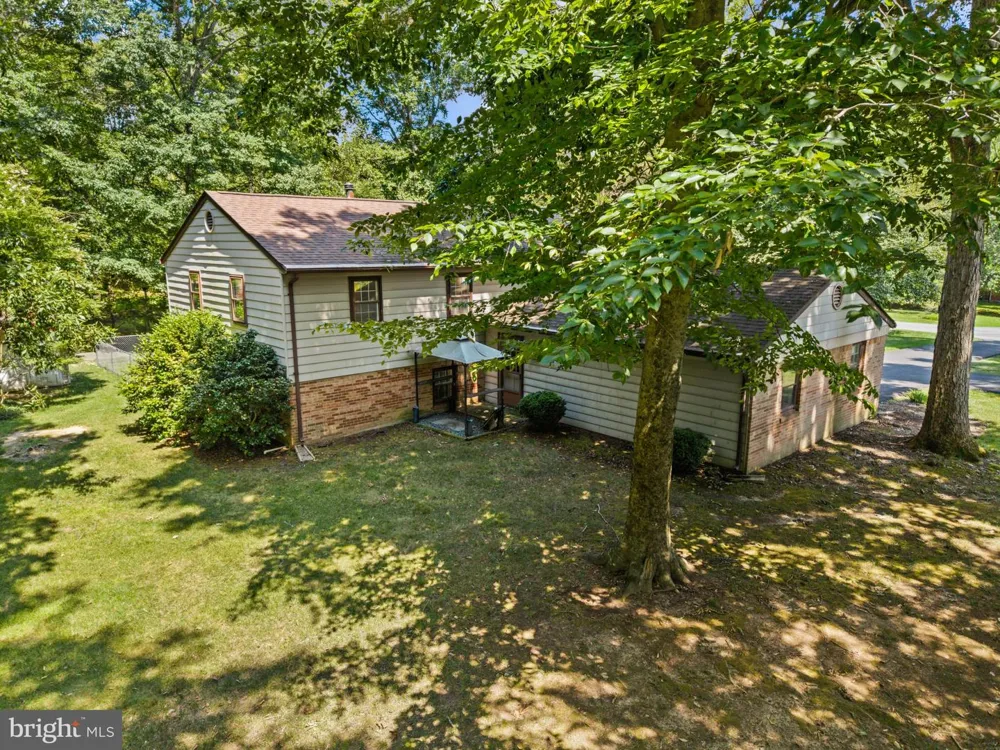 9242 MIMOSA DRIVE La Plata, MD 20646