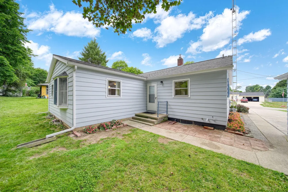 3109 Queen Street Spring Arbor, MI 49283