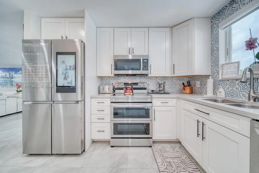 8611 SW 207th Ter Cutler Bay, FL 33189