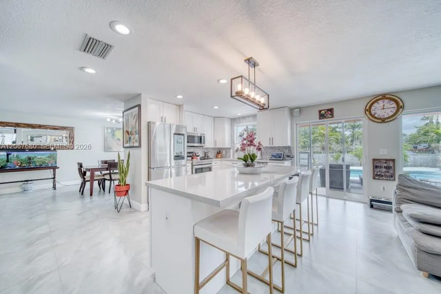 8611 SW 207th Ter Cutler Bay, FL 33189
