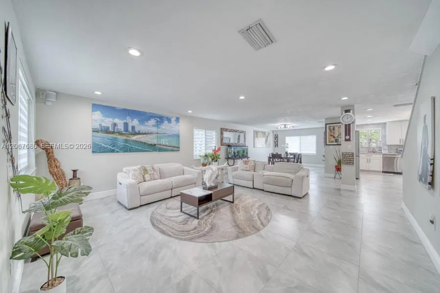 8611 SW 207th Ter Cutler Bay, FL 33189