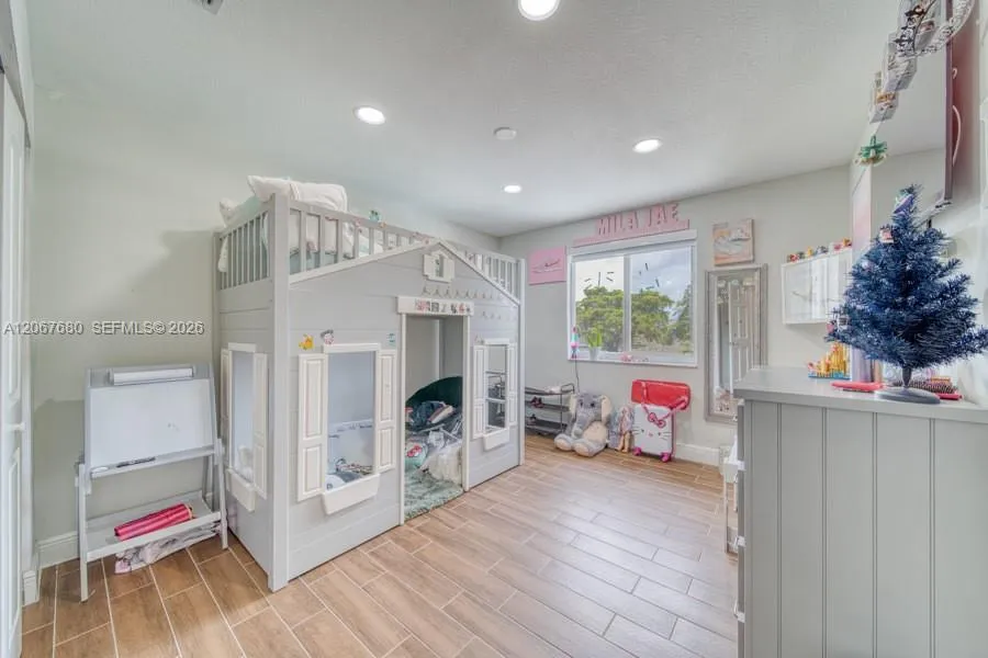 8611 SW 207th Ter Cutler Bay, FL 33189