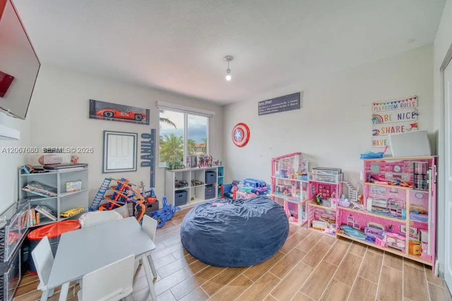 8611 SW 207th Ter Cutler Bay, FL 33189