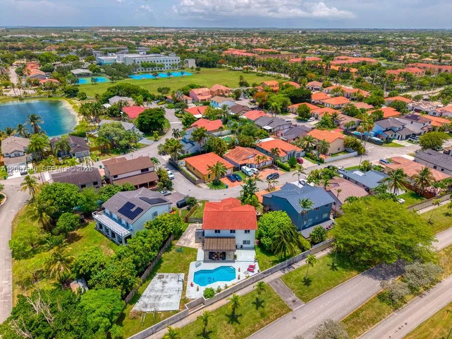 8611 SW 207th Ter Cutler Bay, FL 33189
