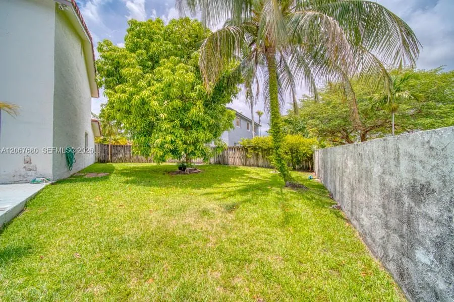 8611 SW 207th Ter Cutler Bay, FL 33189