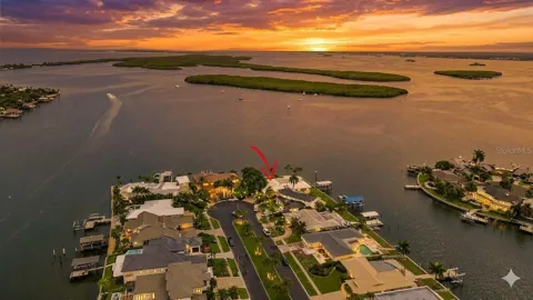 891 ISLAND WAY