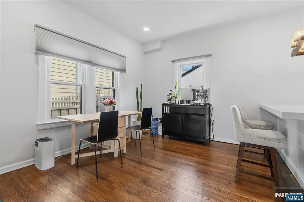 274 Brighton Avenue East Orange, NJ 07017