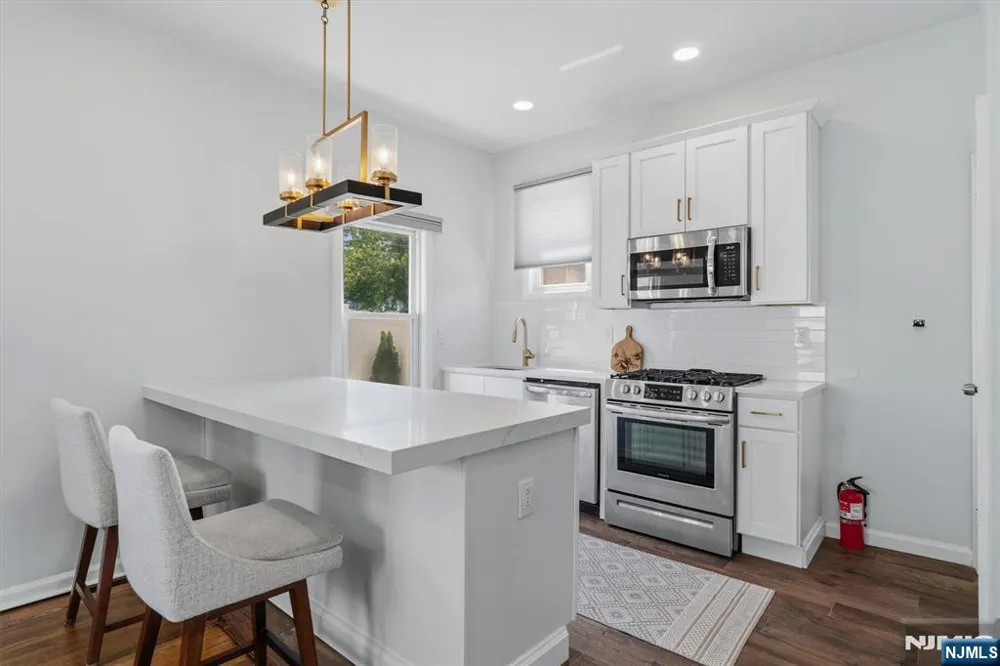 274 Brighton Avenue East Orange, NJ 07017