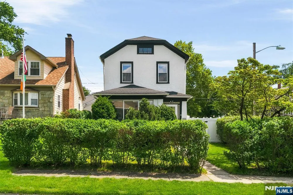 274 Brighton Avenue East Orange, NJ 07017