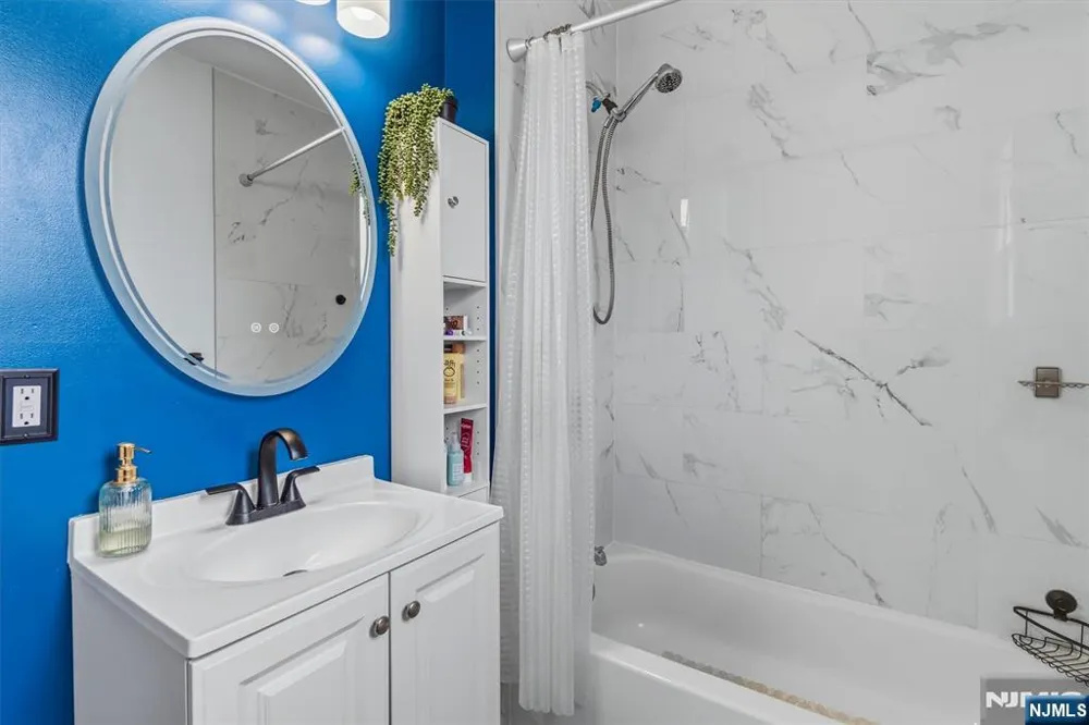 274 Brighton Avenue East Orange, NJ 07017