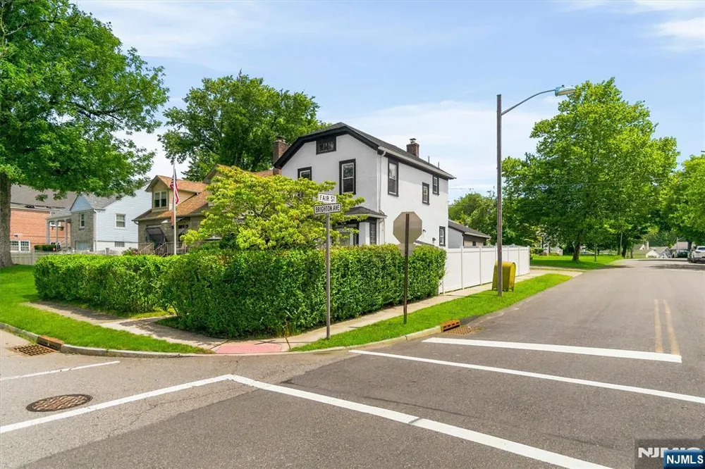 274 Brighton Avenue East Orange, NJ 07017