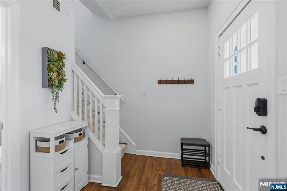 274 Brighton Avenue East Orange, NJ 07017