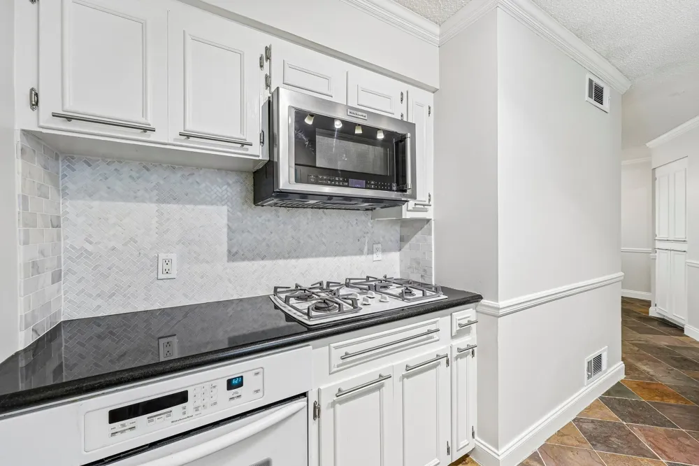 8324 Moorcroft Drive Dallas, TX 75228