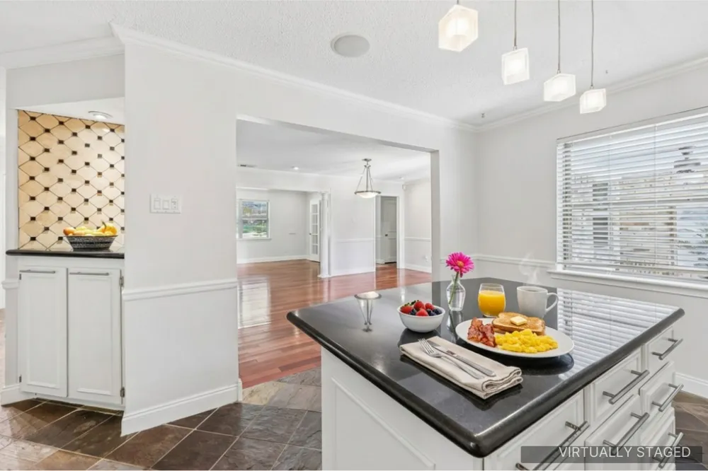 8324 Moorcroft Drive Dallas, TX 75228
