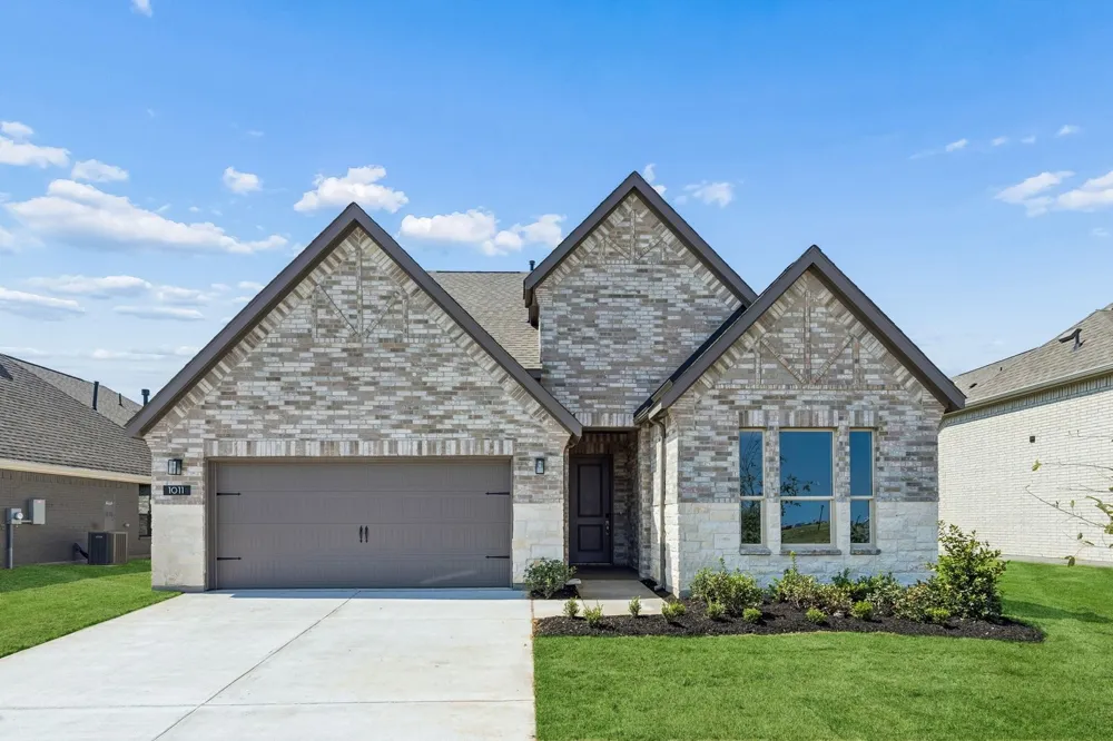 1011 Goldenrod Drive Justin, TX 76247